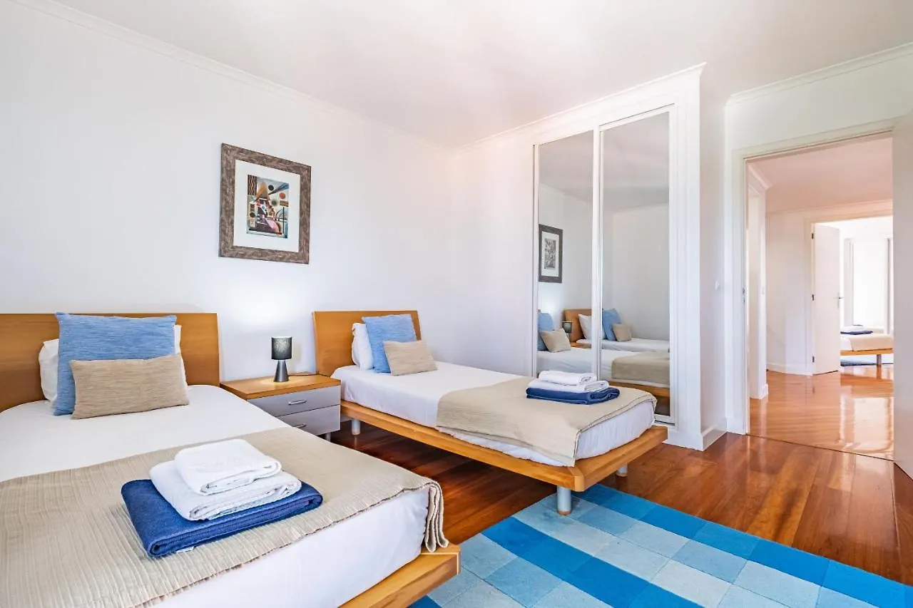 Ample Villa With Pool And Gorgeous Ocean View Funchal