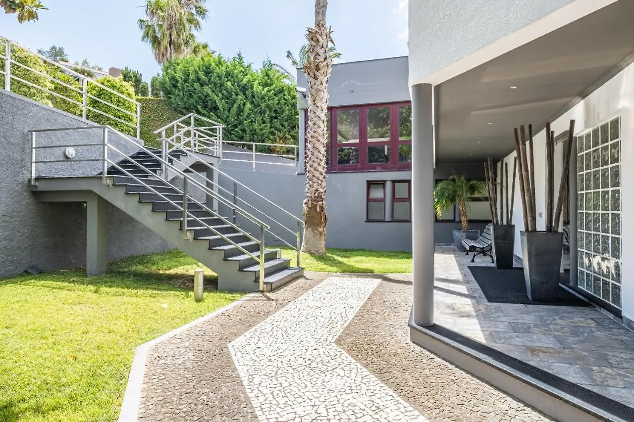 Ample Villa With Pool And Gorgeous Ocean View Funchal